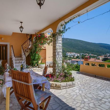 Apartmani Zorica Martinscica  Exterior photo